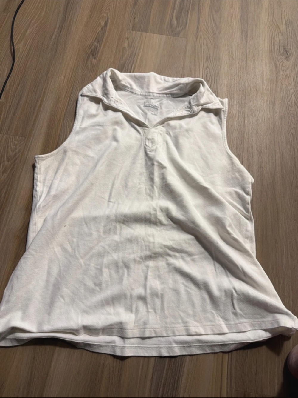 Women’s Sleeveless Polo Shirt - White
